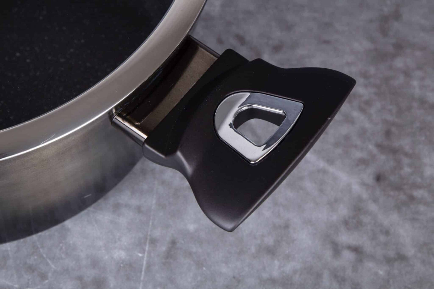 Berlinger Haus Metallic Line Shiny Black Edition Zapiekanka z pokrywką (6,1 L)