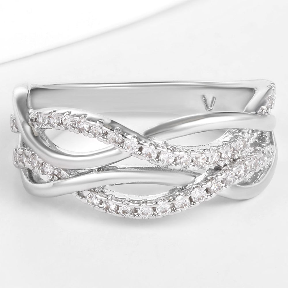 Pierścionek pozłacany z białym kryształem emporia®