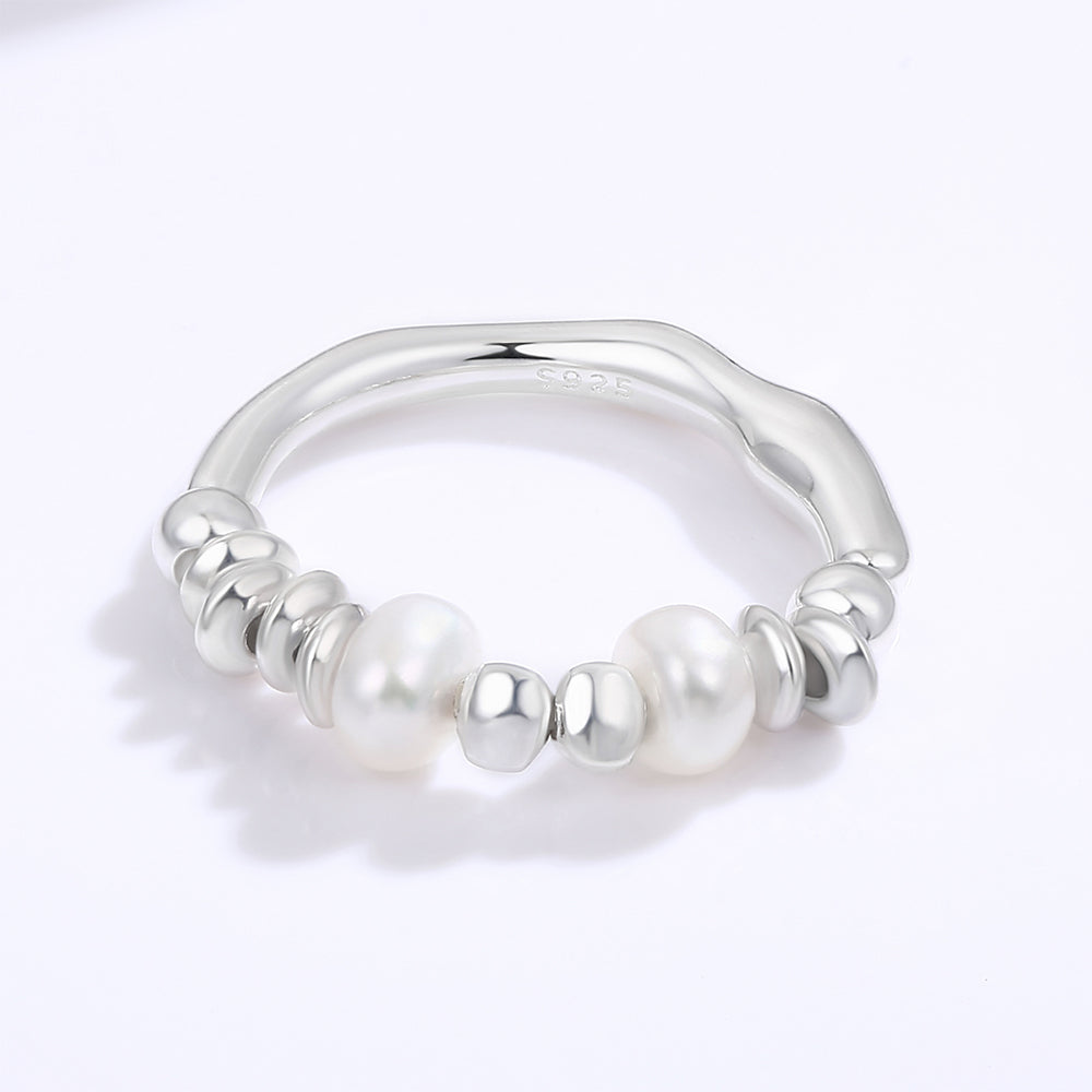 Pierścionek pozłacany z białym kryształem emporia®