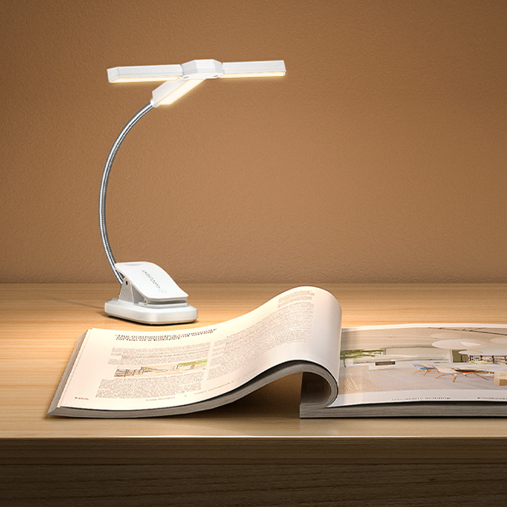 LumeFlex 3-głowicowa lampka do czytania 1