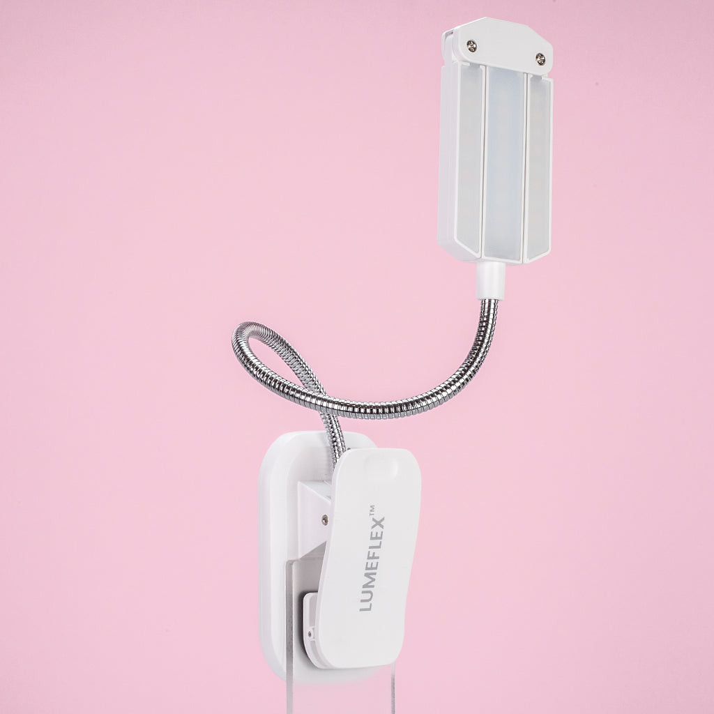 LumeFlex 3-głowicowa lampka do czytania 14