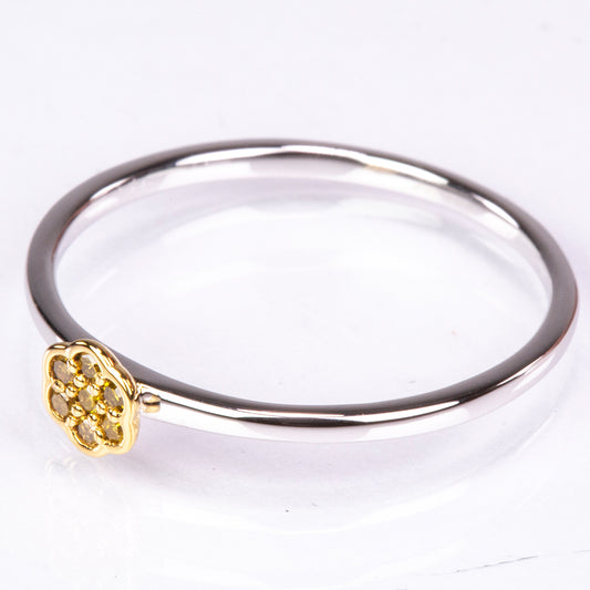 Pierścionek ze srebra próby 925 z zielonym diamentem Veronese