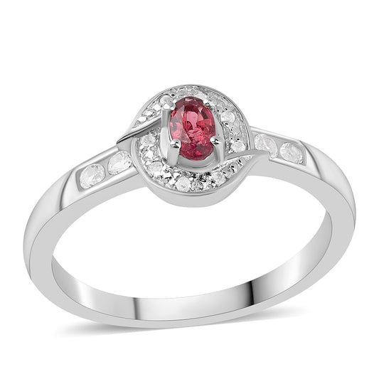 Pierścionek ze srebra próby 925 z rubelitem i białym topazem
