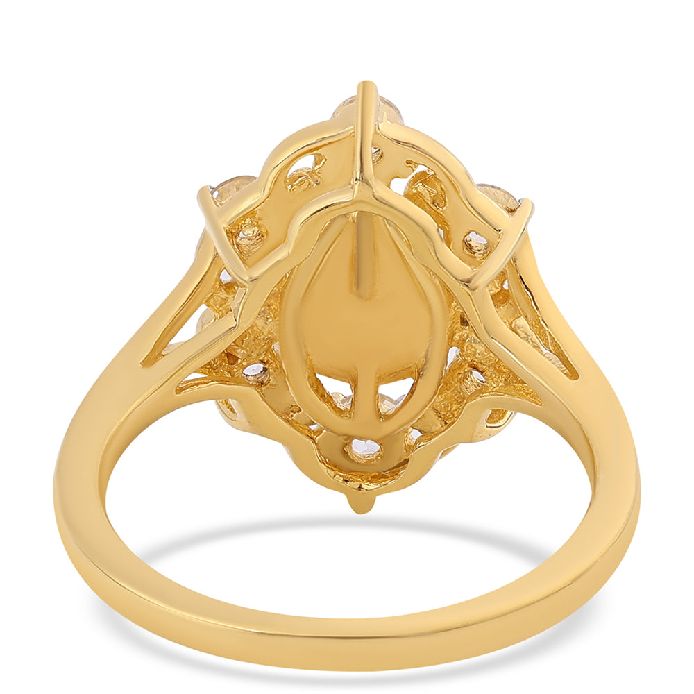 Pierścionek srebrny pozłacany z białą perłą słodkowodną i białym topazem