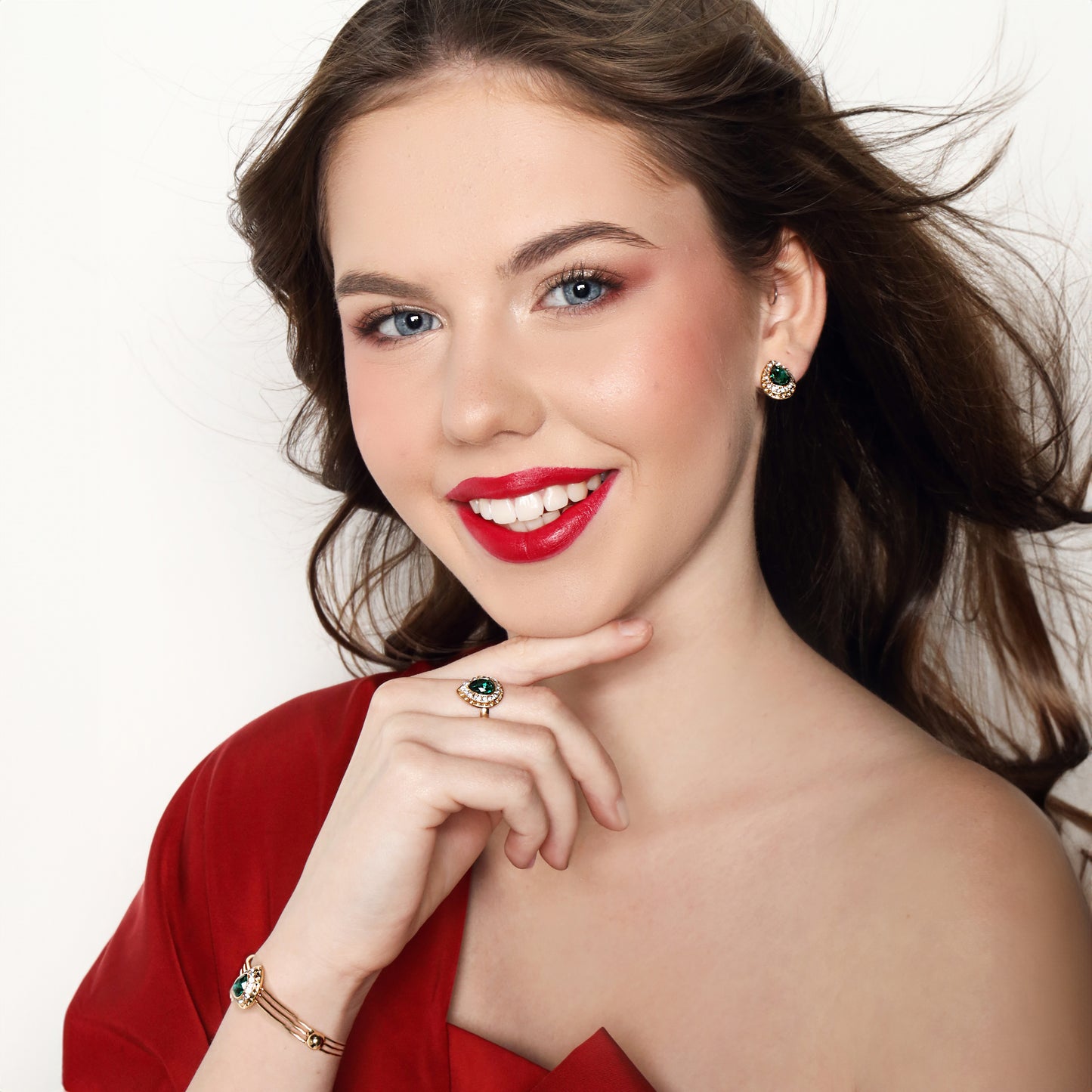 Zestaw pozłacane z zielonym kryształem emporia® ( Naszyjnik+Kolczyki+Bransoletka+Pierścionek +Zawieszka )