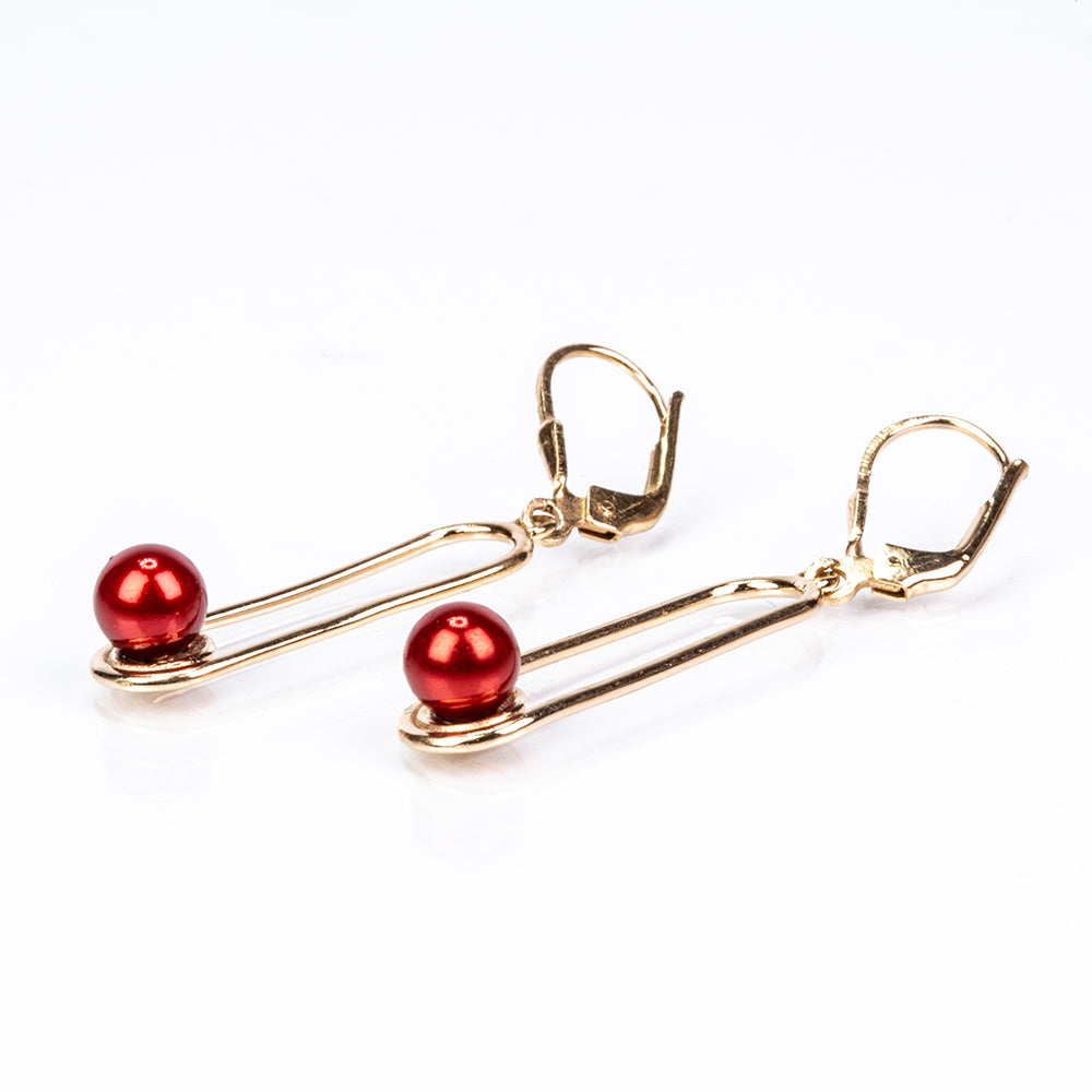 Kolczyki srebrne pozłacane z czerwoną perłą słodkowodną