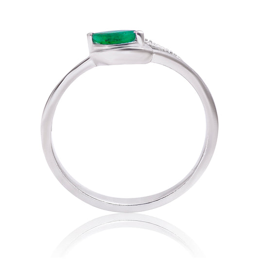 Pierścionek ze srebra próby 925 z brazylijskim szmaragdem i białym topazem