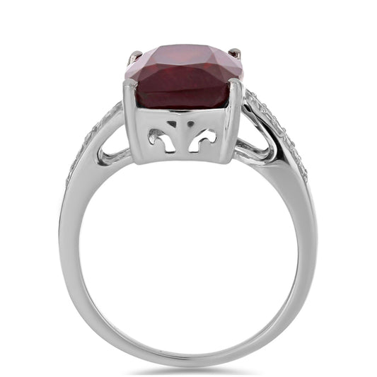 Pierścionek ze srebra próby 925 z malgaskim rubinem i białym topazem