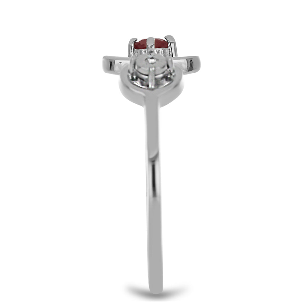 Pierścionek ze srebra próby 925 z malgaskim rubinem i białym topazem