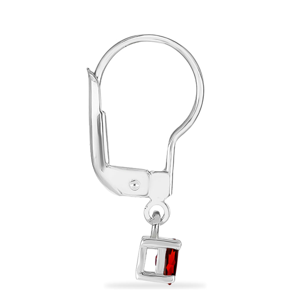 Kolczyki ze srebra próbe 925 z granatem