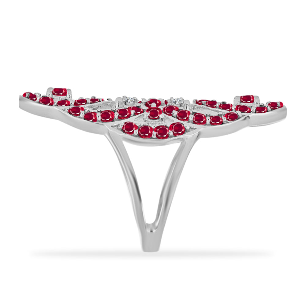 Pierścionek ze srebra próby 925 z malgaskim rubinem i białym diamentem