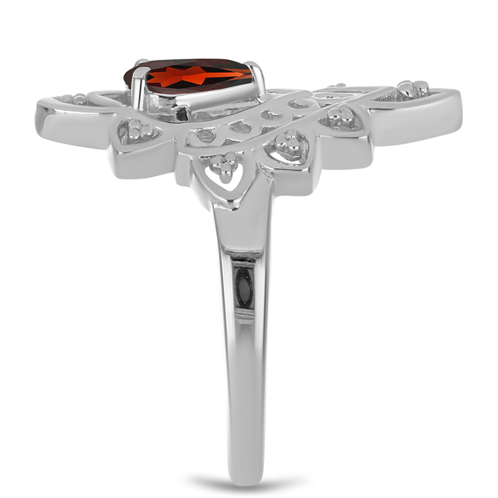 Pierścionek ze srebra próby 925 z granatem