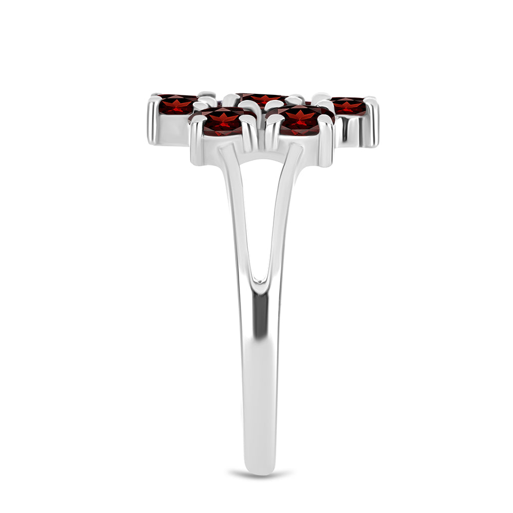 Pierścionek ze srebra próby 925 z granatem