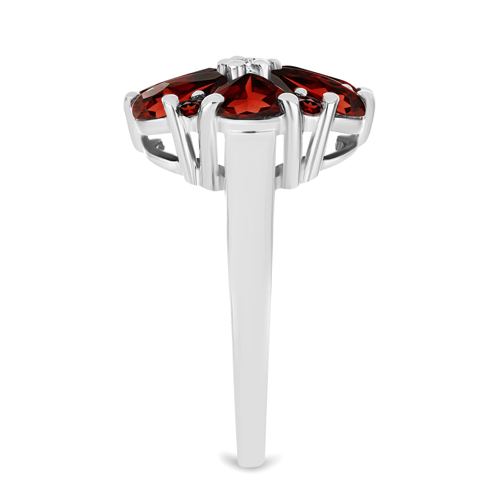 Pierścionek ze srebra próby 925 z granatem i białym topazem