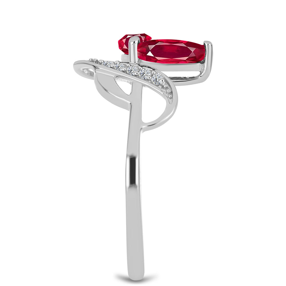 Pierścionek ze srebra próby 925 z malgaskim rubinem i białym topazem