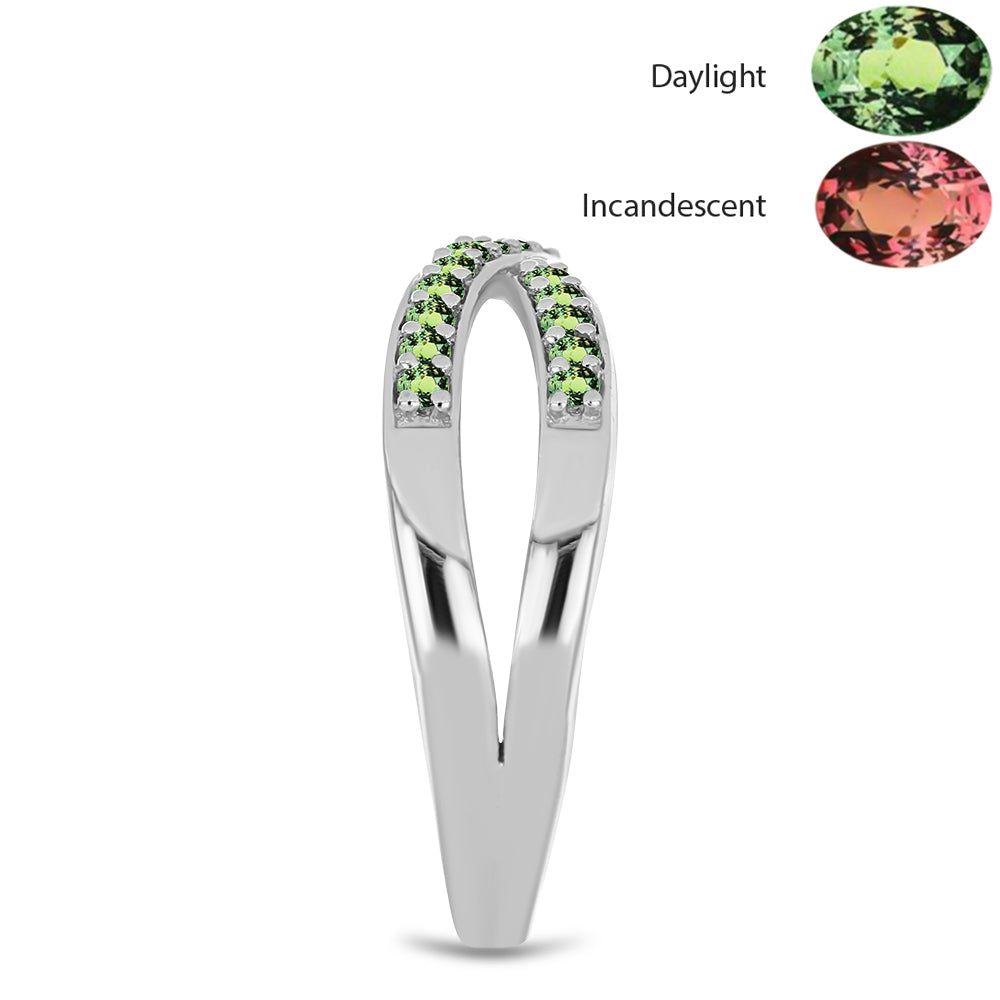 Pierścionek ze srebra próby 925 z naturalnym aleksandrytem