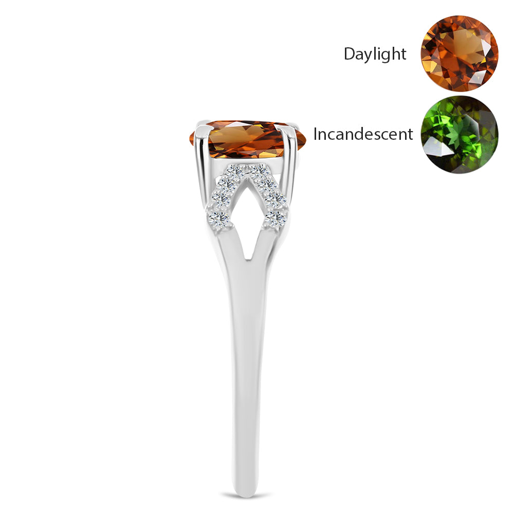 Pierścionek ze srebra próby 925 z certyfikowanym anatolijskim zultanitem hodowanym w laboratorium i białym topazem