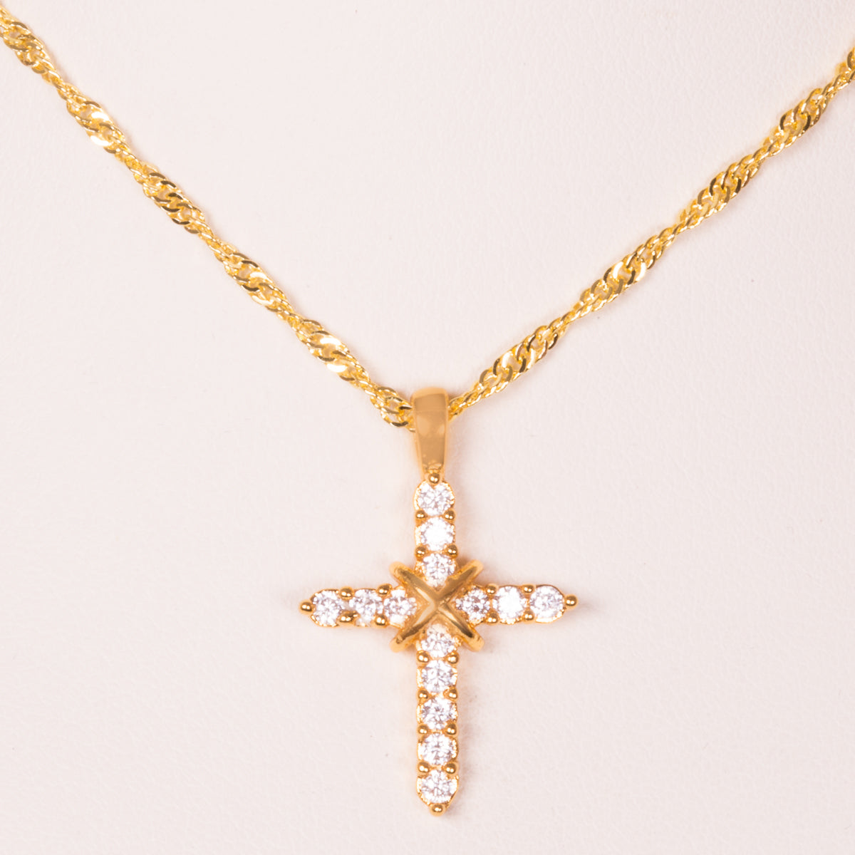 Krzyżyk pozłacany z białym kryształem emporia® ( Zawieszka )