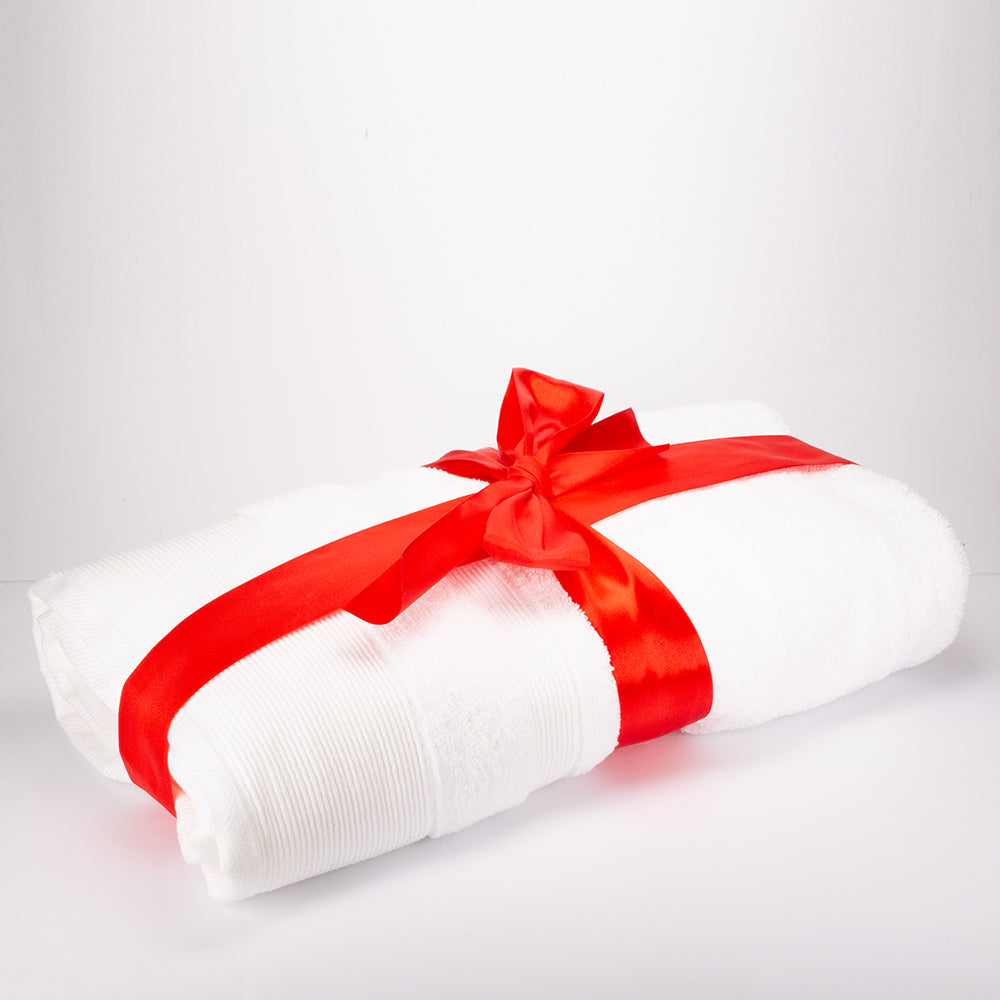 1 + 1 Prezent 3-częściowy zestaw Ręczników 100% z mikrobawełny, 500 GSM, śnieżna biel + Prześcieradło w prezencie!