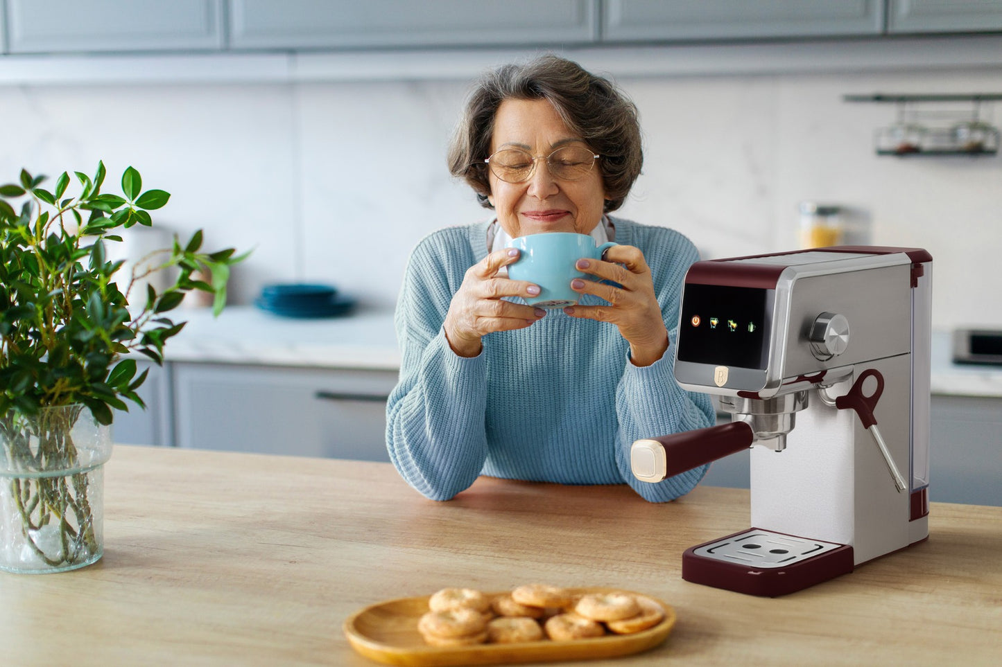 Ekspres ciśnieniowy do kawy Berlinger  Haus – wersja cyfrowa
