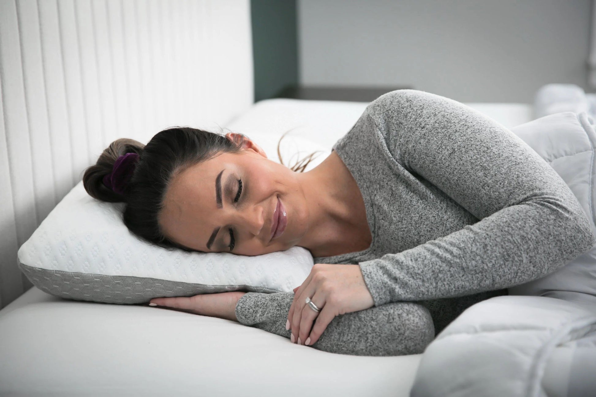 CarbonIce - Poduszka chroniąca przed bakteriami i chłodząca 7 w 1 8 