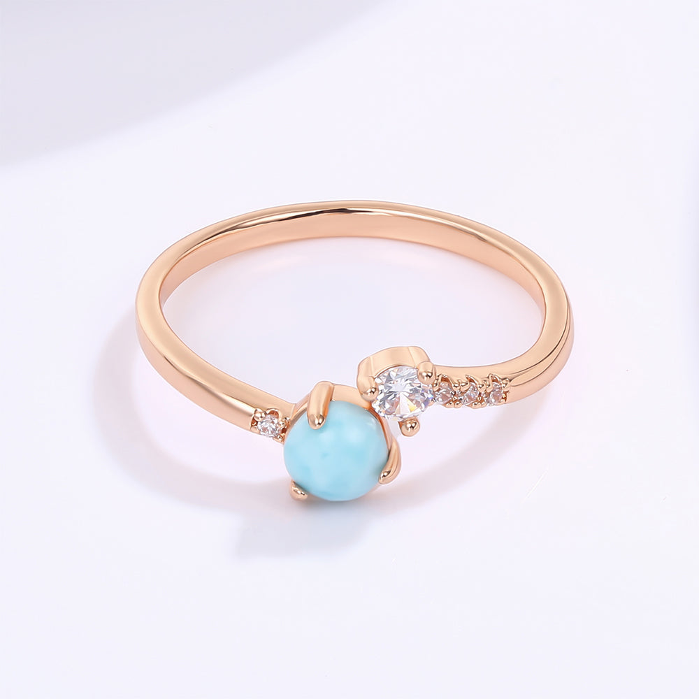 Pierścionek pozłacany z niebieskim kryształem emporia® i białym kryształem emporia® 1 