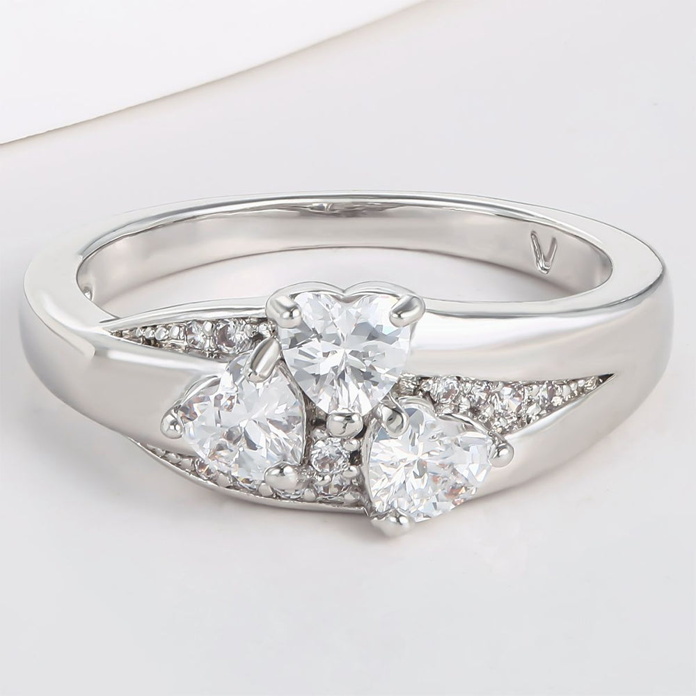 Pierścionek pozłacany z białym kryształem emporia® 1 