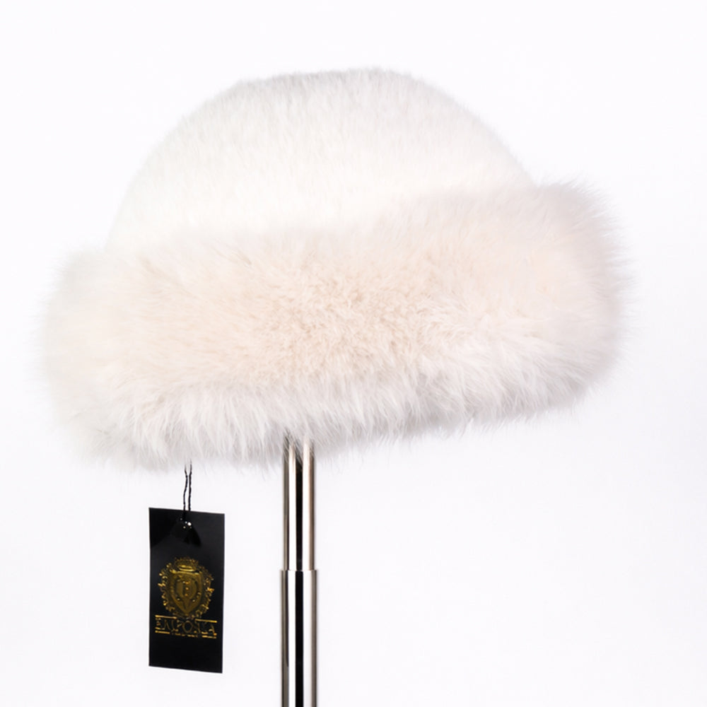 Beżowa zimowa czapka ze sztucznego futra – jeden rozmiar 3 