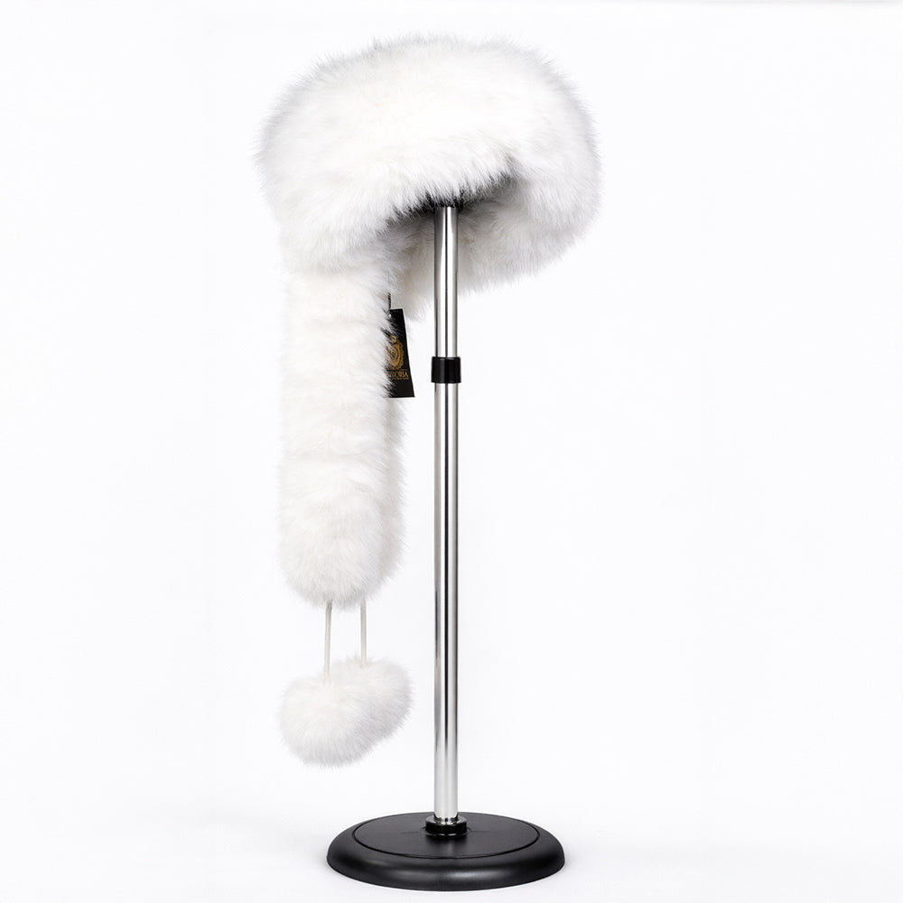 Biała zimowa czapka ze sztucznego futra z szalikiem – jeden rozmiar