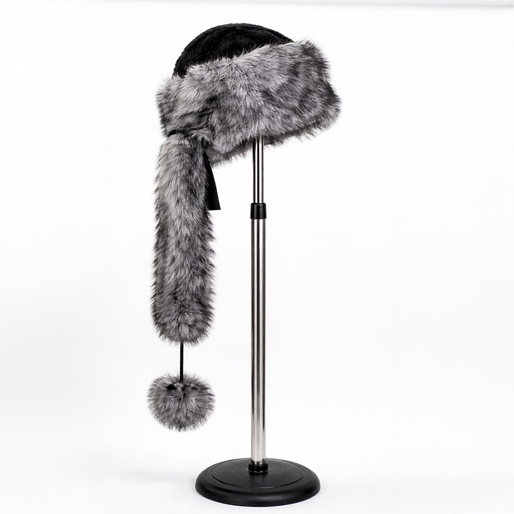 Srebrna zimowa czapka ze sztucznego futra z szalikiem – rozmiar uniwersalny