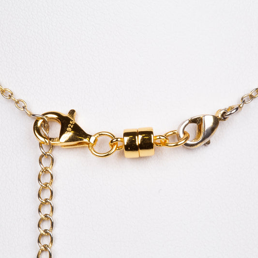 Srebrny zamek magnetyczny pokryty żółtym złotem