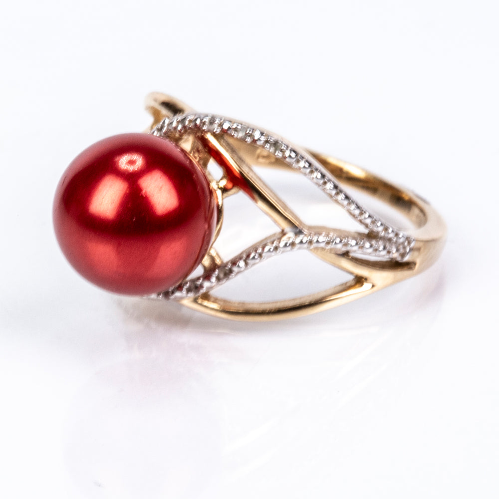 Pierścionek srebrny pozłacany z czerwoną perłą słodkowodną i białym topazem