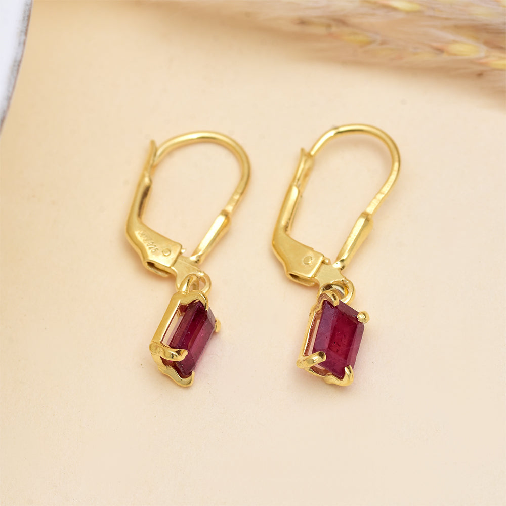 Kolczyki srebrne pozłacane z malgaskim rubinem 9 