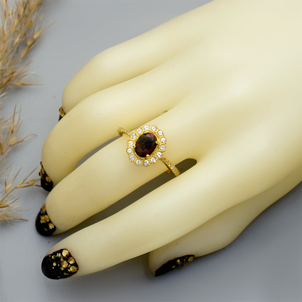 Pierścionek srebrny pozłacany z opalem etiopskim i białym topazem