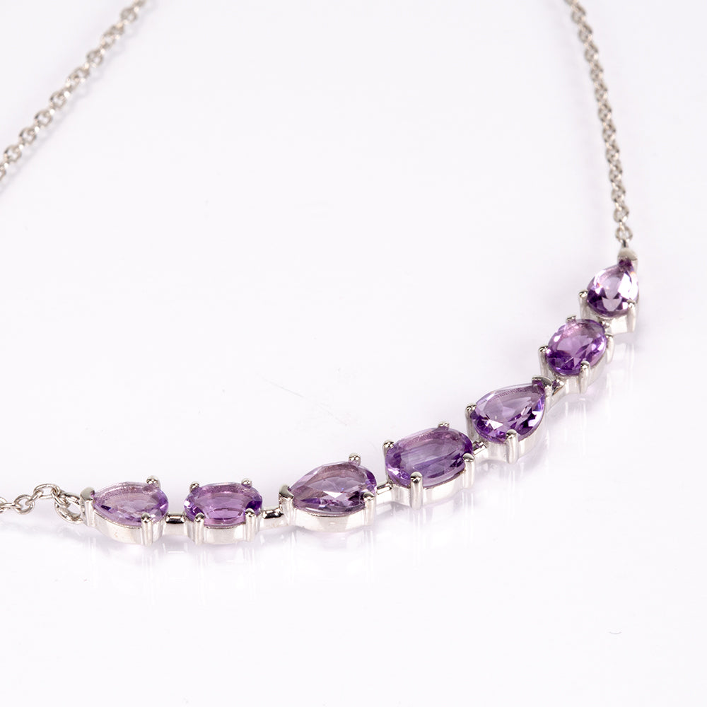 Naszyjnik ze srebra próby 925 z brazylijskim ametystem
