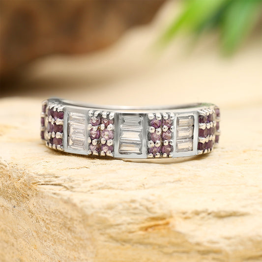 Pierścionek ze srebra próby 925 z brazylijskim ametystem i białym topazem