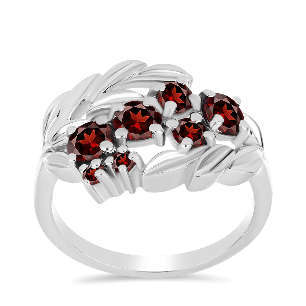 Pierścionek ze srebra próby 925 z granatem