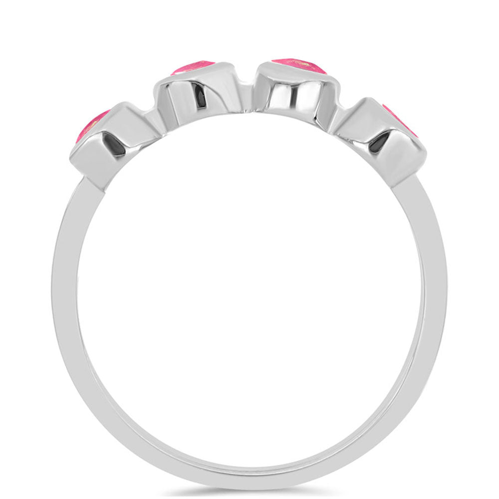 Pierścionek ze srebra próby 925 z różowym opalem