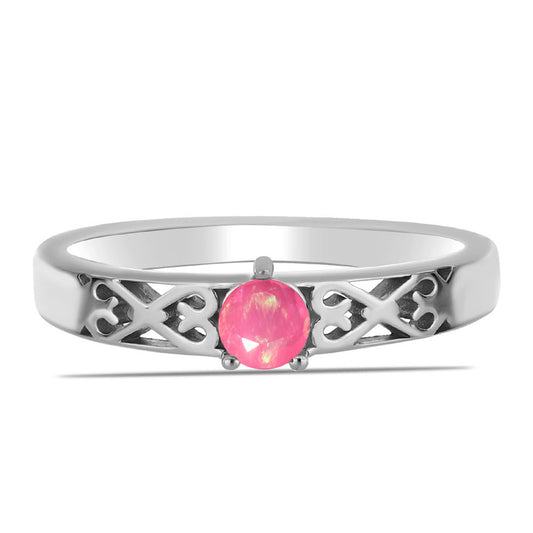 Pierścionek ze srebra próby 925 z różowym opalem