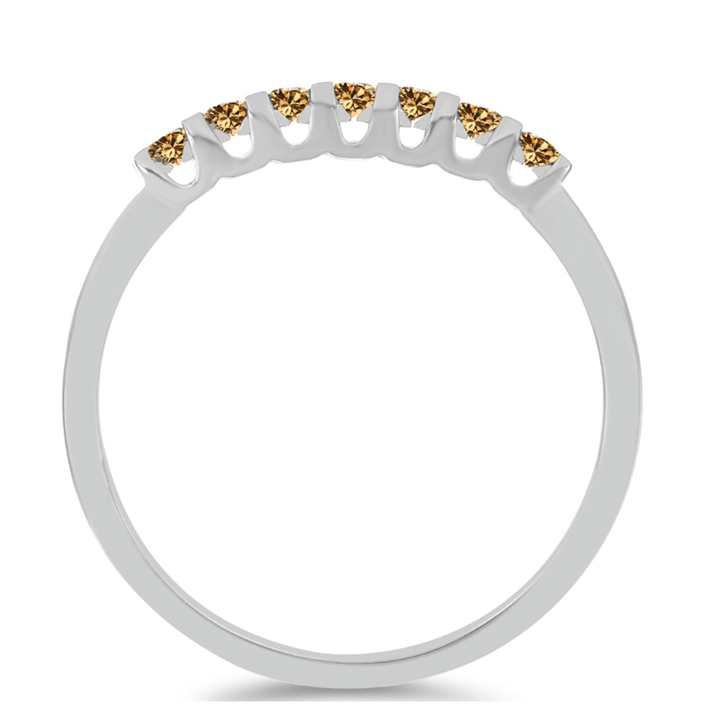 Pierścionek ze srebra próby 925 z szampańskim mossanitem