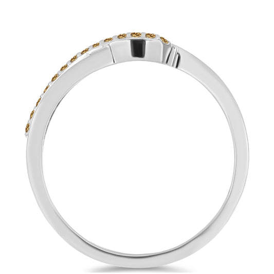 Pierścionek ze srebra próby 925 z szampańskim mossanitem