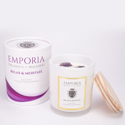 Emporia Organics szklana świeca MALDIVES - RELAX & MEDITATE, o zapachu ametystu, angielskiej gruszki i frezji, 100% wosku sojowego, 230g