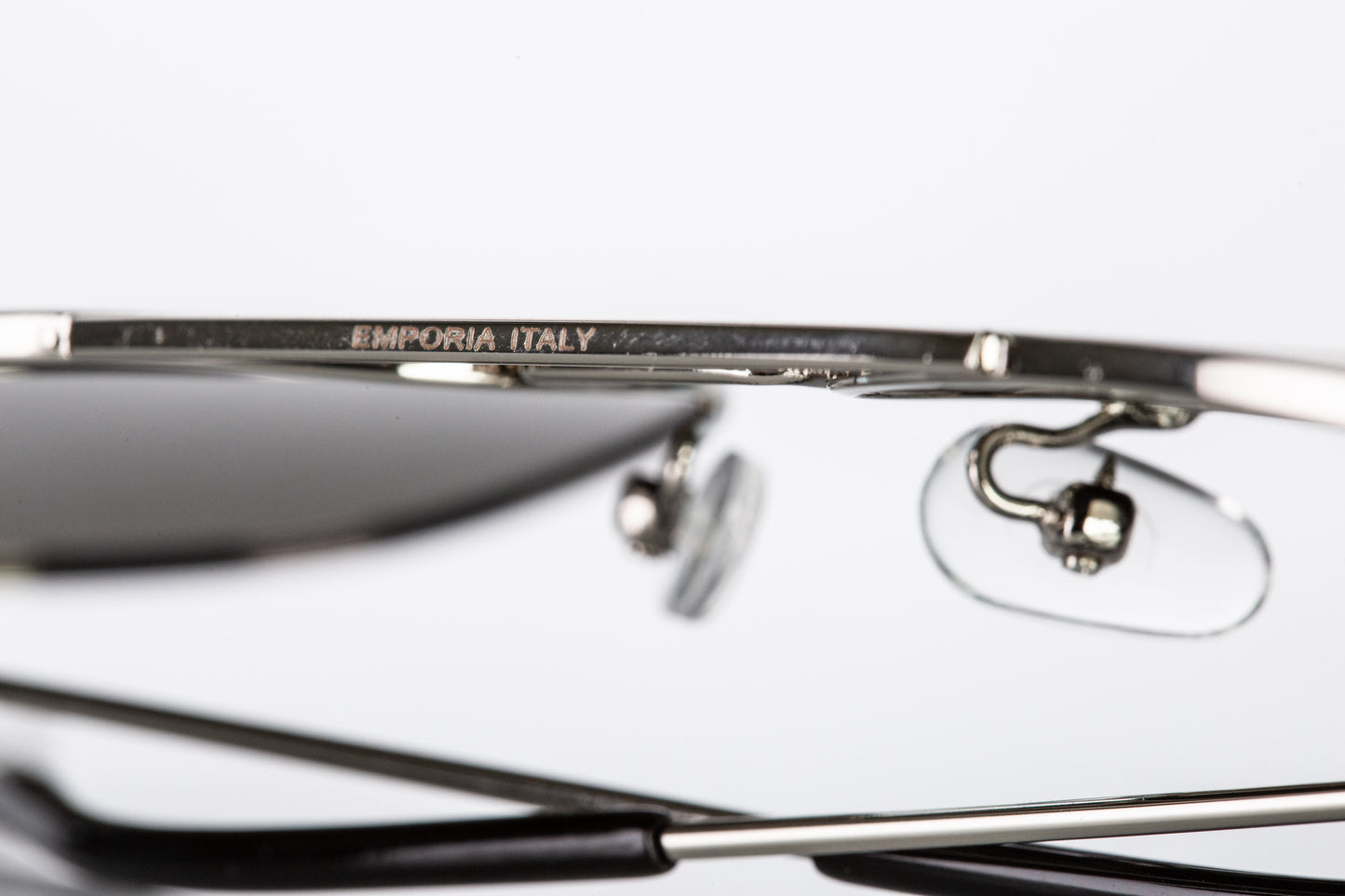 Emporia Włochy - seria Aviator "LAGOON", polaryzacyjne okulary przeciwsłoneczne z twardym etui i ściereczką do czyszczenia, niebiesko-fioletowe szkła, srebrna oprawka